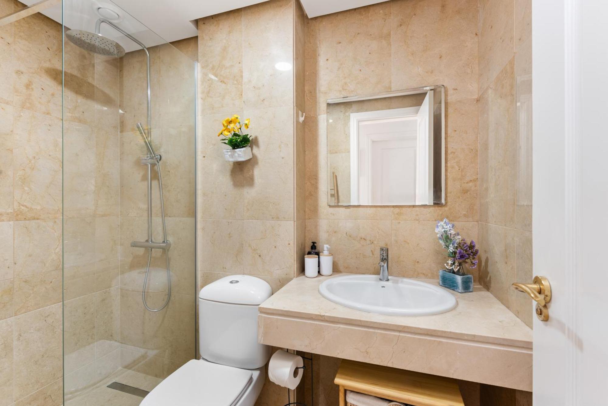Beach Apartment In La Duquesa Marina Кастильо-де-Сабинильяс Экстерьер фото